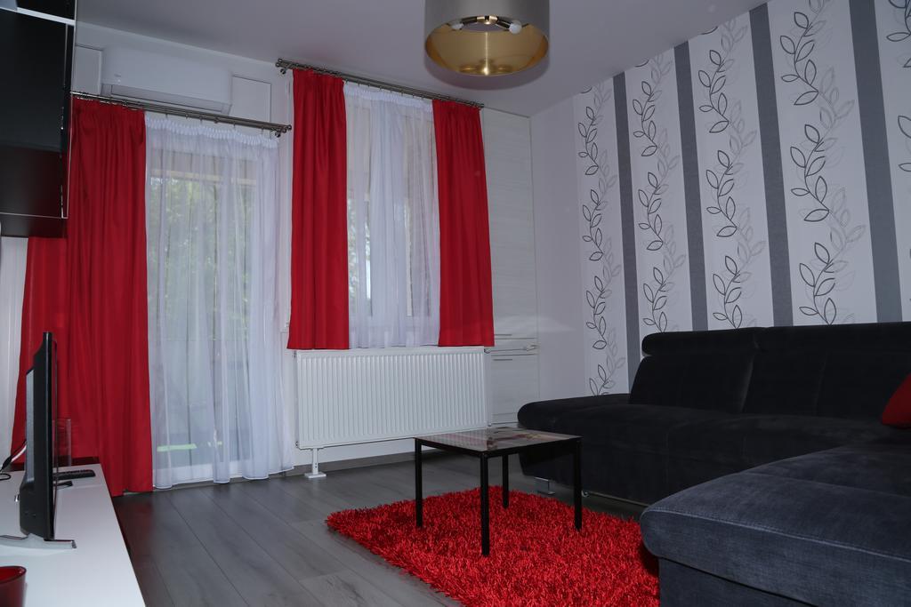 Hajdúszoboszló Szofi Apartman מראה חיצוני תמונה
