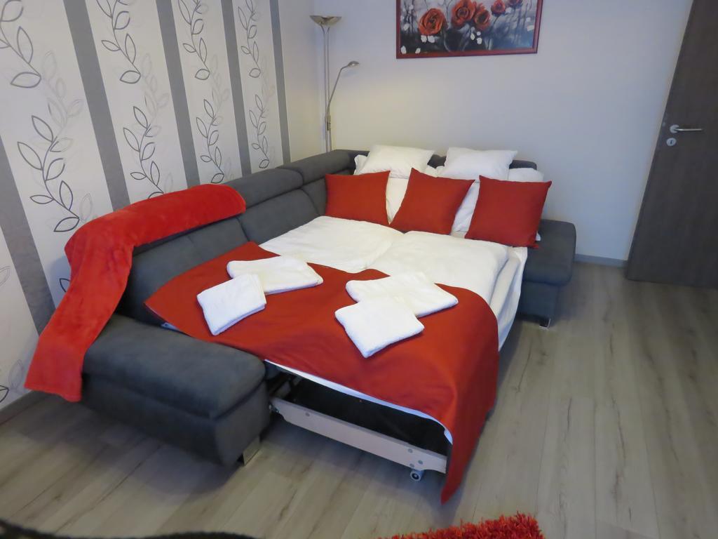 Hajdúszoboszló Szofi Apartman מראה חיצוני תמונה